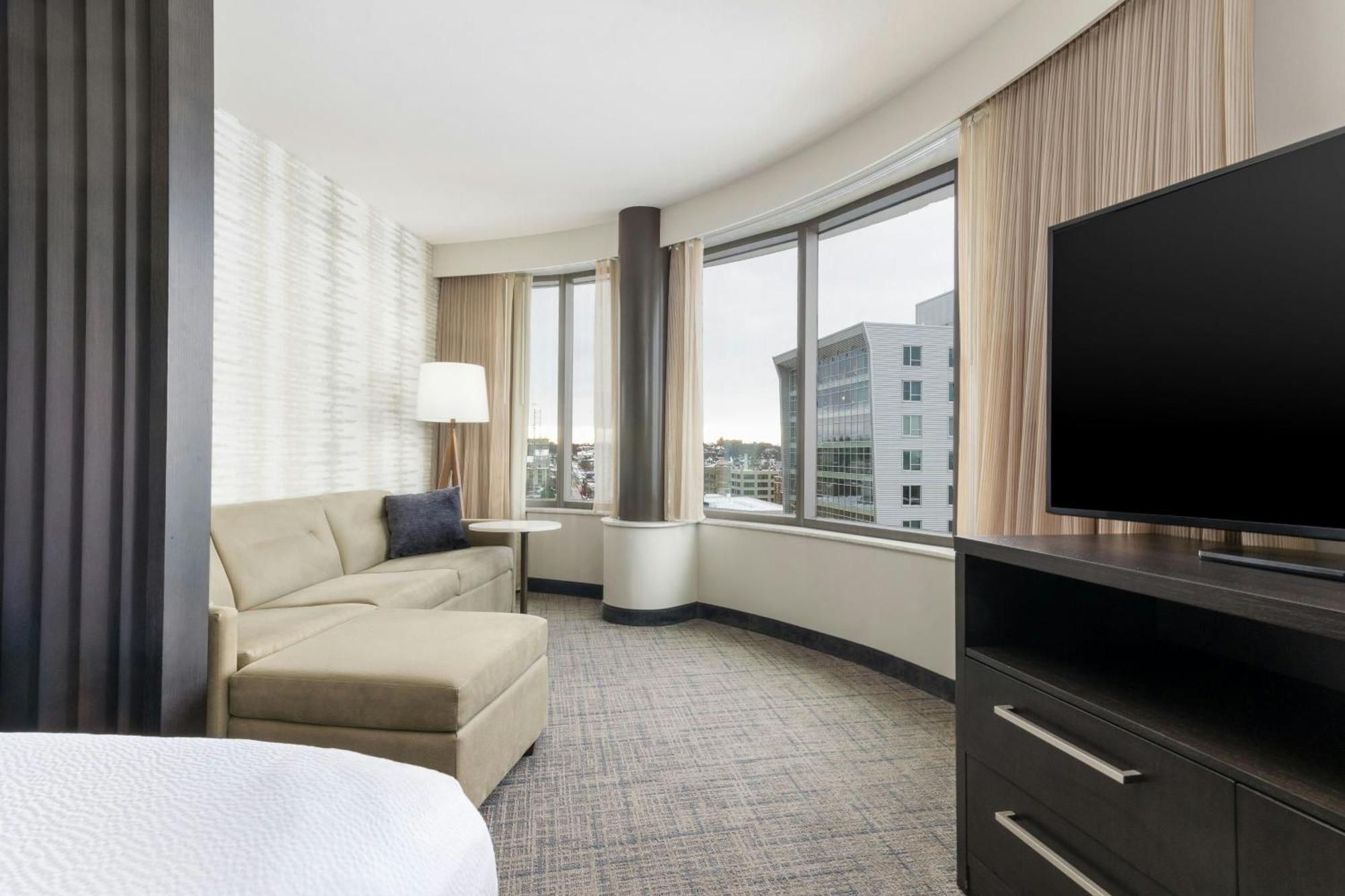 Residence Inn By Marriott Grand Rapids Downtown Exterior photo