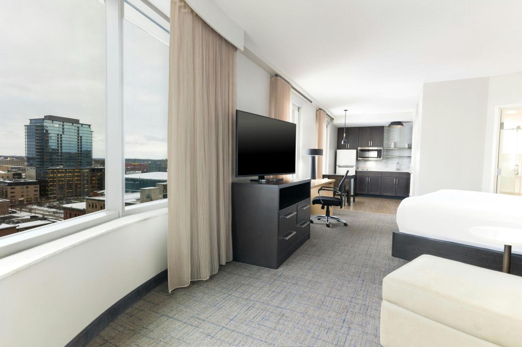 Residence Inn By Marriott Grand Rapids Downtown Exterior photo